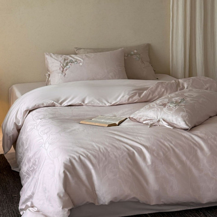 Satin Bedding Set with Floral Jacquard Texture and Fine Floral Embroidery