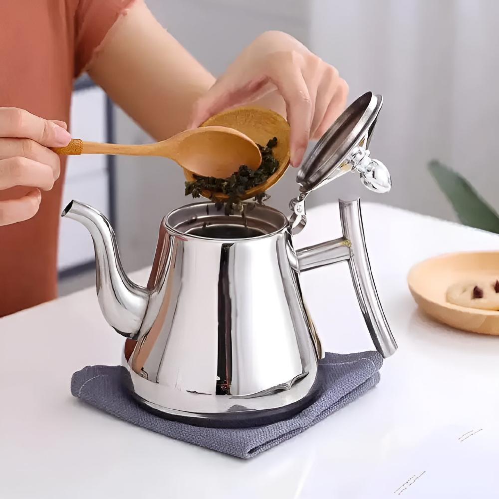 Stainless Steel Kettle with Built-in Filter and Ergonomic Design