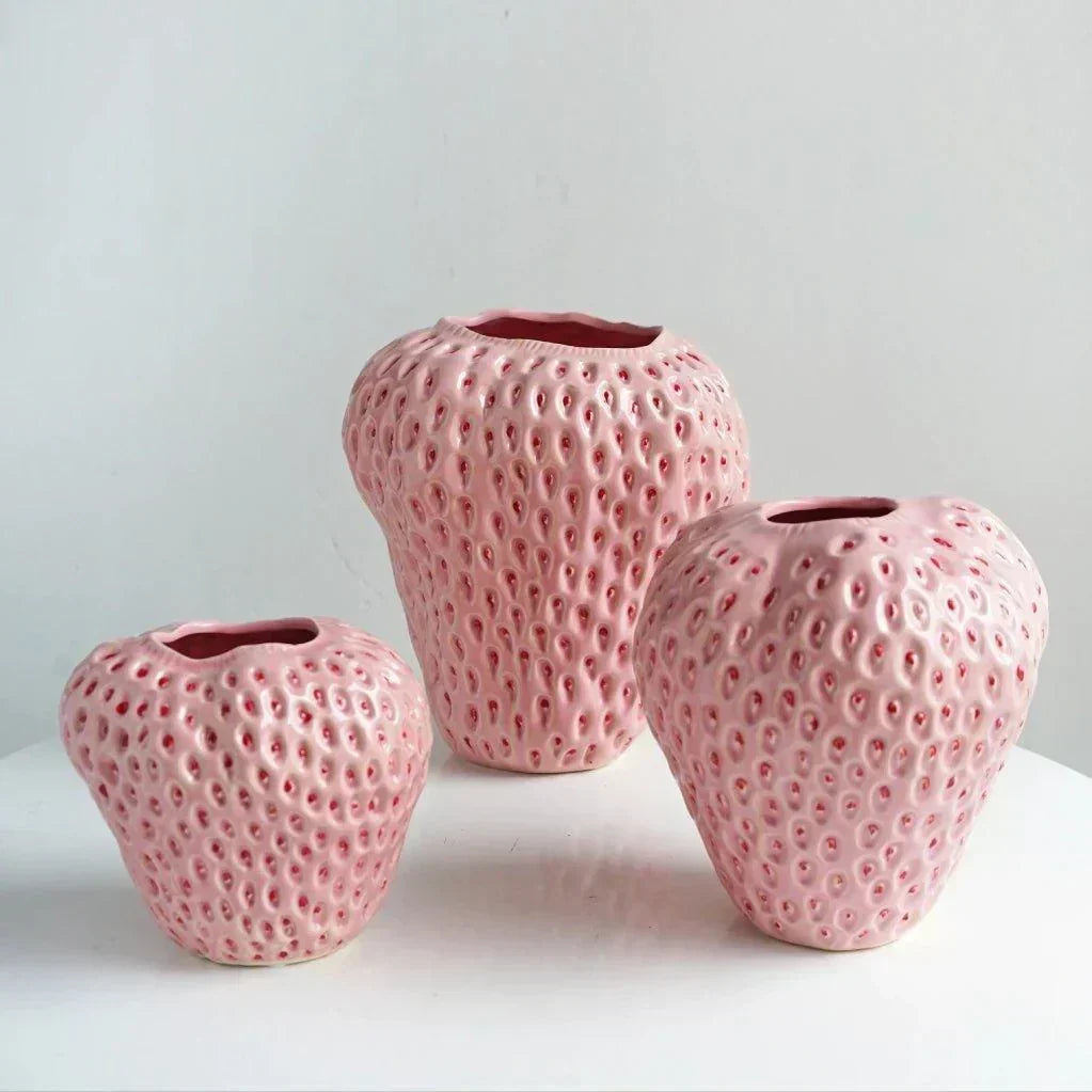 Strawberry-Shaped Ceramic Decorative Vase for Flowers and Table Decor