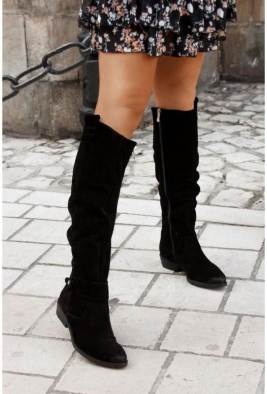 Stylish Leather Boots, Perfect for Any Occasion