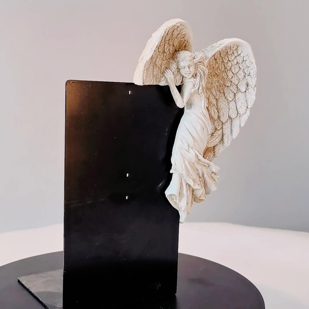 Sweet Angel Door Frame Corner Figurine