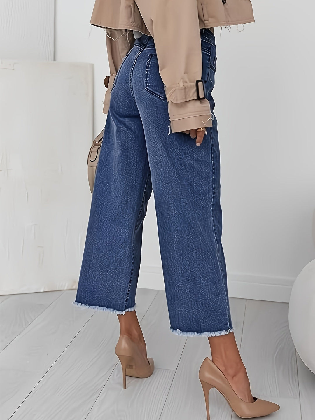 Tailored Cropped Straight-Leg Jeans