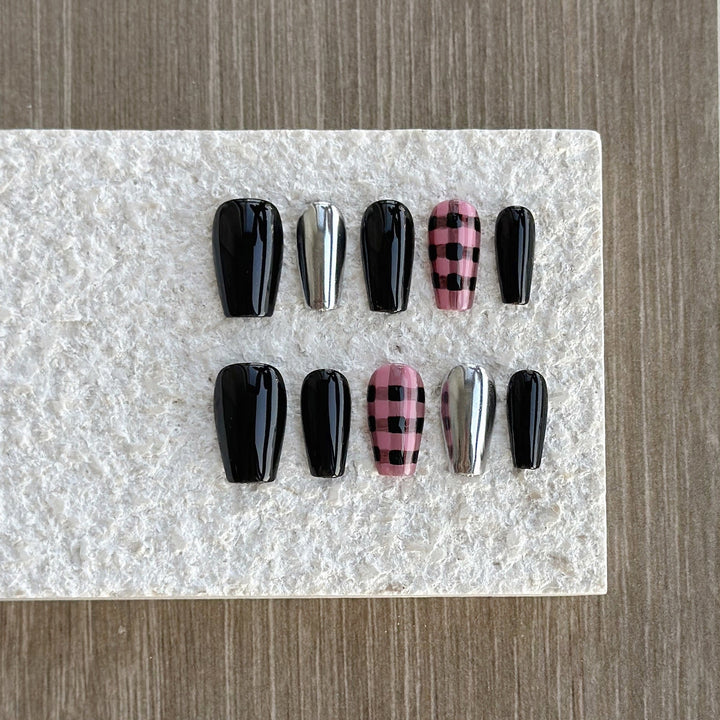 Trendy Press-On Nail Collection