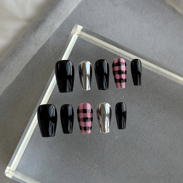 Trendy Press-On Nail Collection