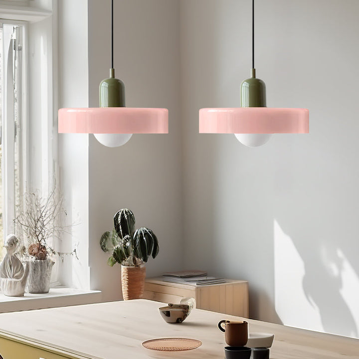 Two sources of light, one exceptional form!
