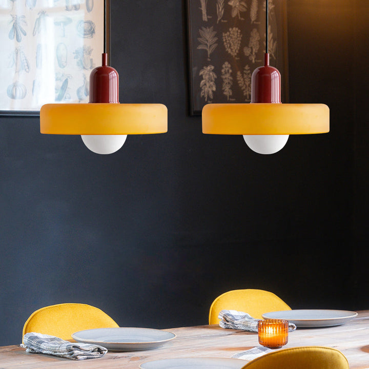 Two sources of light, one exceptional form!