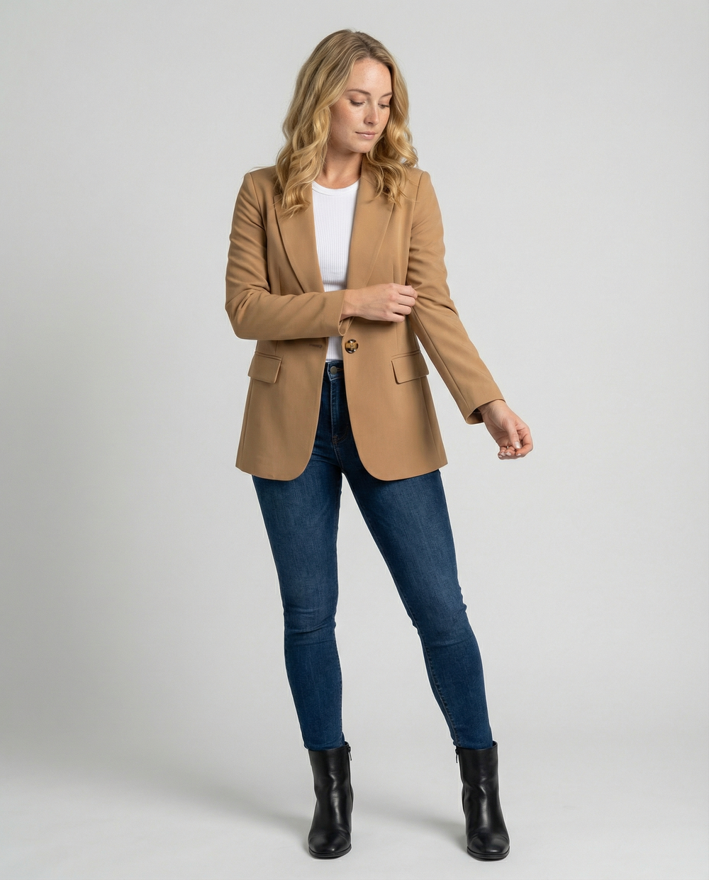 Women's Elegant Blazer with Perfect Fit & Versatile Style | Niki